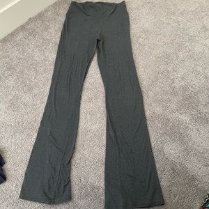 Grey color story workout tight pants yoga